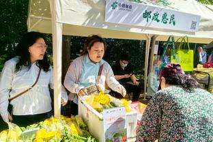 外线开火！开拓者第三节单节飙中10记三分 三节三分31中16